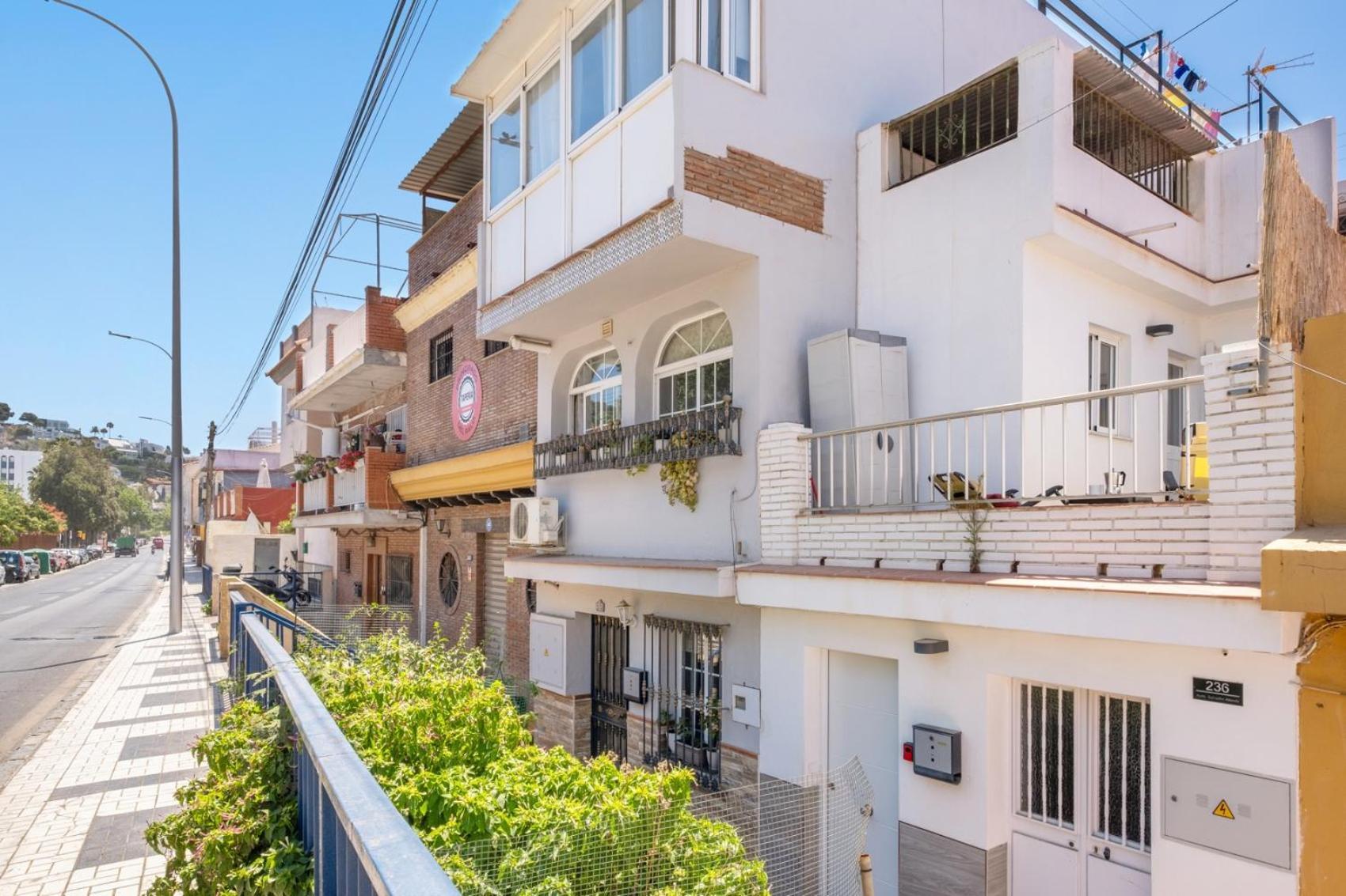 Apartamento En La Playa Con Terraza Málaga Exterior foto